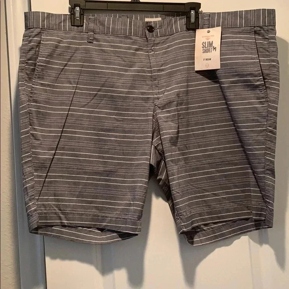 Dockers Shorts 44 Waist Slim Fit Grey NWT - Picture 2 of 8
